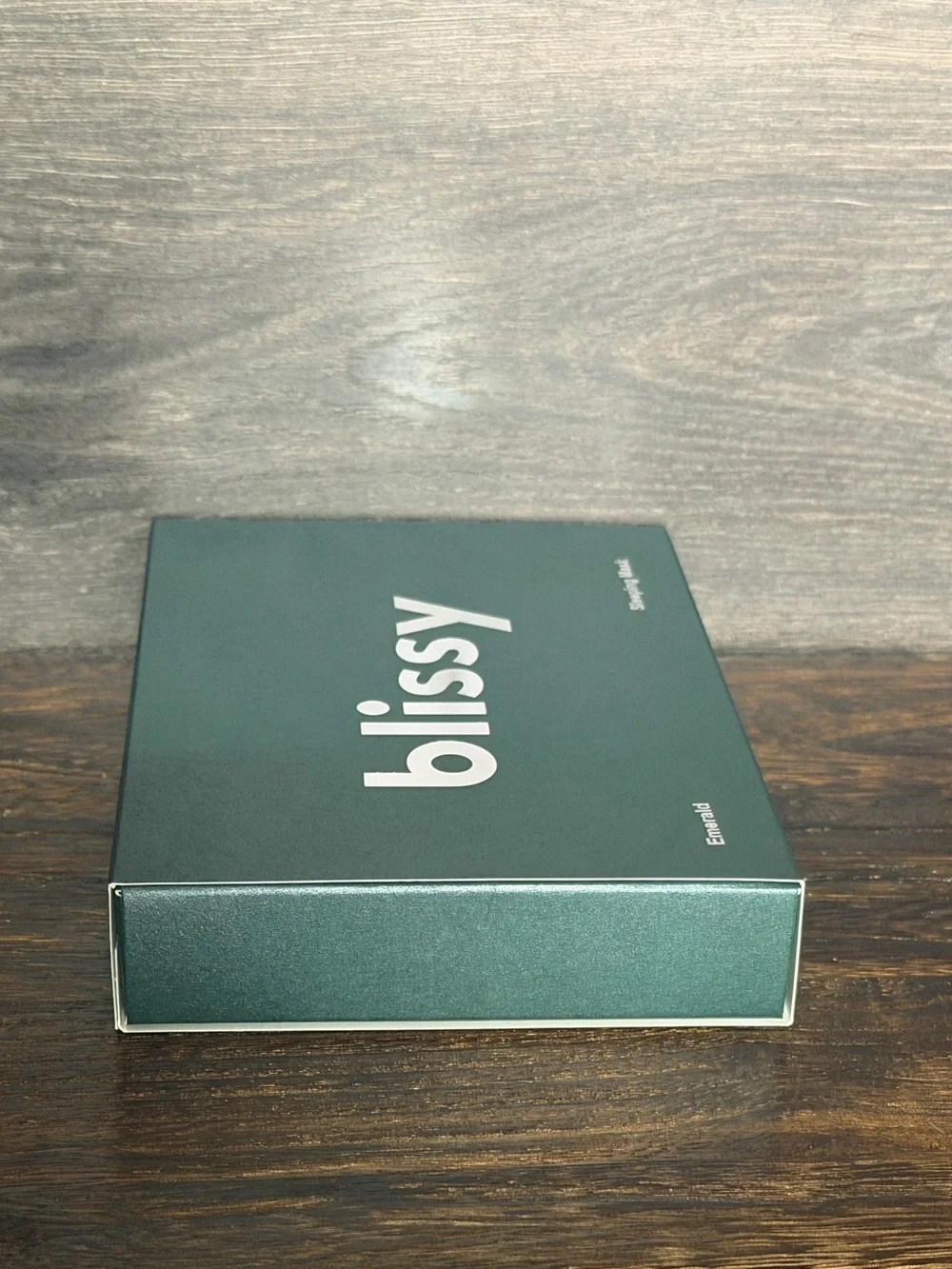 Blissy Emerald 100% Mulberry Silk Sleep Mask 22 Momme w/ Box & Pouch